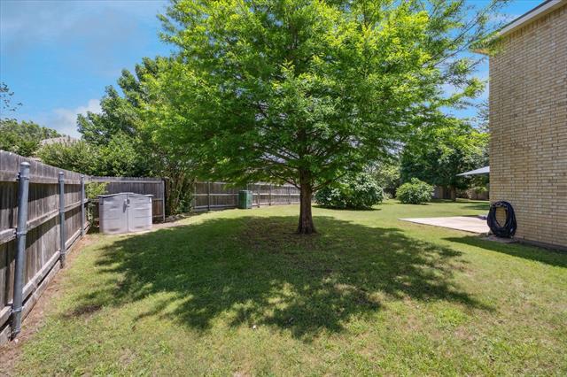 Building Photo - 8408 Island Ct