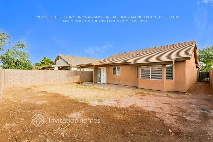 Building Photo - 10763 W Rio Vista Ln