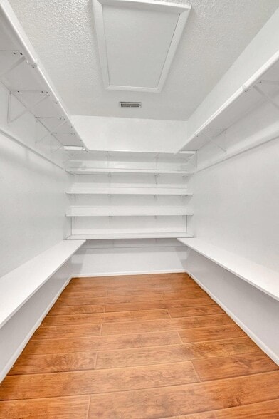 Building Photo - 5730 Fernley Dr E