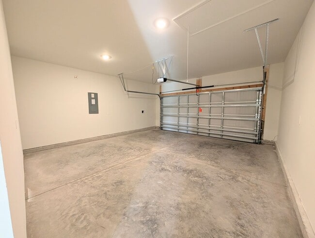 Building Photo - Long-Term Luxury Living – New Waterside Community of Myrtle Beach