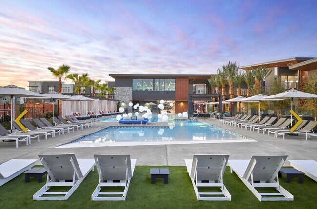 Swimming Pool - 5721 Sterling St