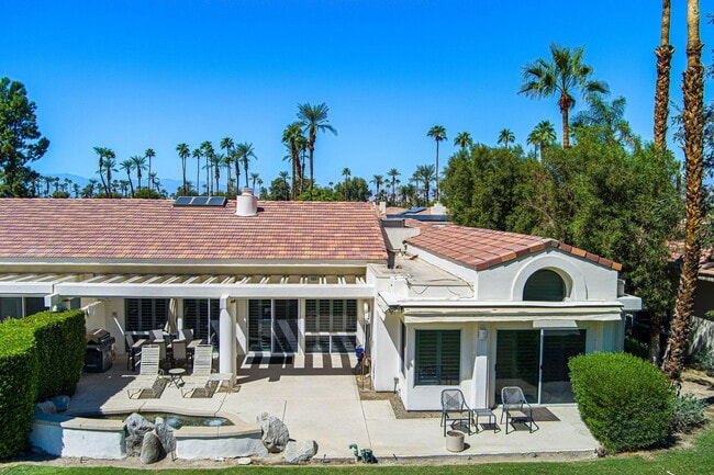 Building Photo - 75395 Riviera Dr