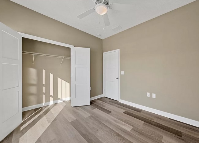 Building Photo - 2658 Cedrus Ave