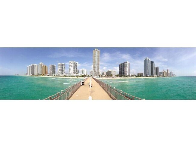 Building Photo - 16699 Collins Ave