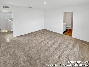 Building Photo - 863 Bluegrass Pt