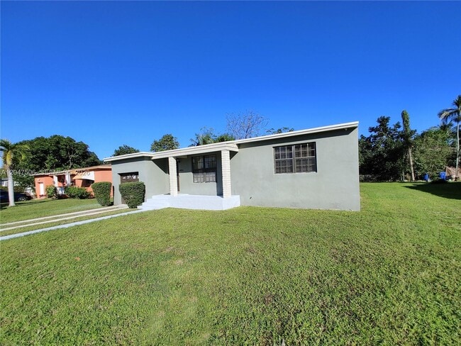Building Photo - 14901 NW 9th Ct
