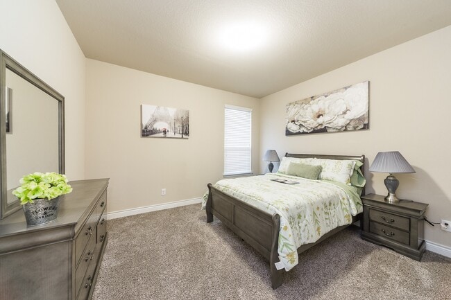 Building Photo - 6602 Sterling Shores Ln