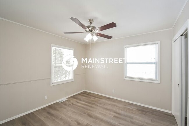 Building Photo - 4 Bedroom Pet-Friendly Home in INDIANAPOLIS, IN with Main Street Renewal
