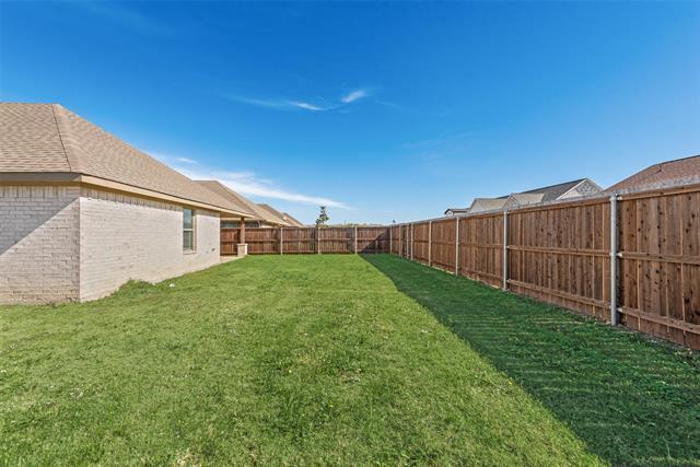 Building Photo - 625 Copenhavr St