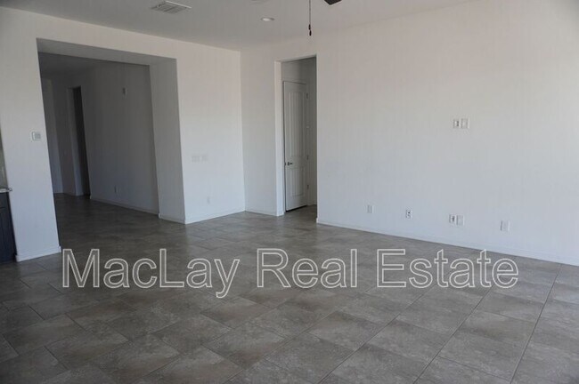 Building Photo - 22777 E Orion Way