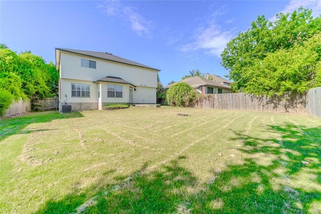 Building Photo - 612 Catumet Dr