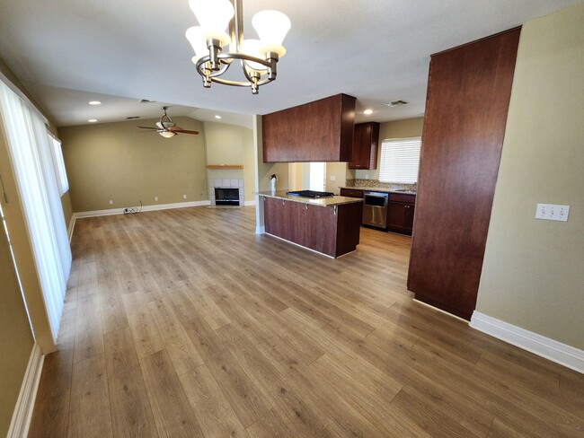 Building Photo - 57062 Millstone Dr