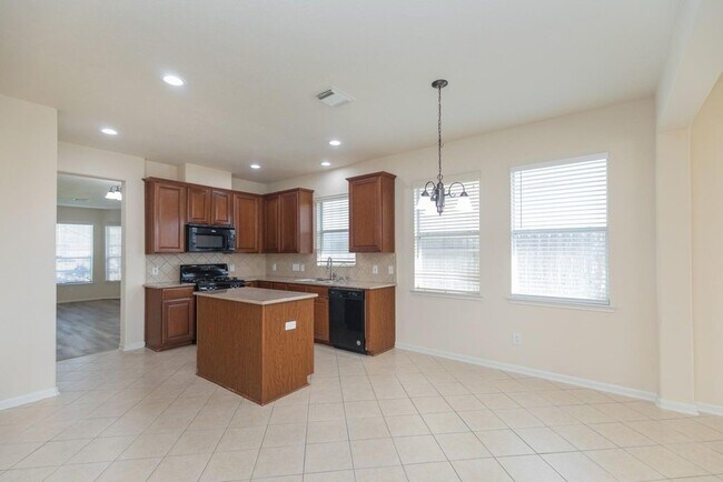 Building Photo - 7427 Boerne Creek Dr
