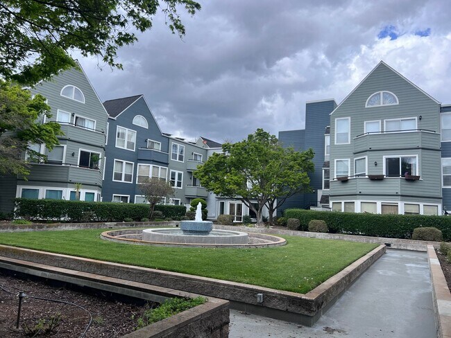 Building Photo - Spacious 1 Bedroom with Tons of Light, High Ceilings & Full Size Washer/Dryer Inside