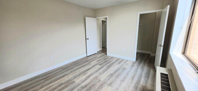 Building Photo - 3701 S George Mason Dr