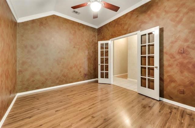 Building Photo - 5516 Longhorn Dr