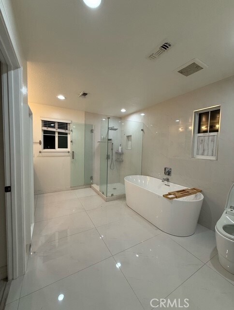 Building Photo - 436 N Placer Privado