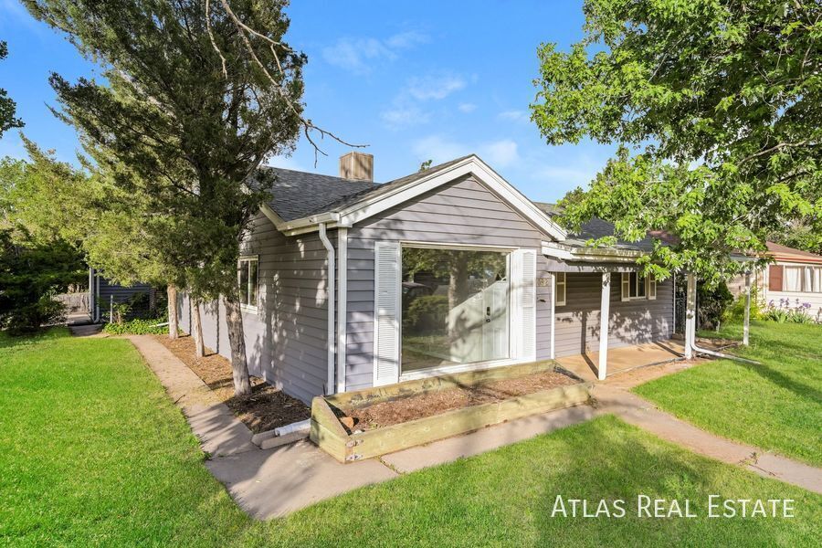 Building Photo - 1092 Worchester St