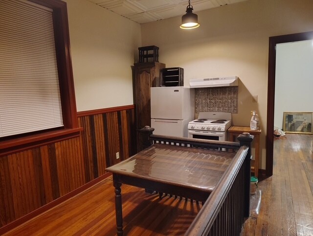 Building Photo - 106 S Railroad Ave