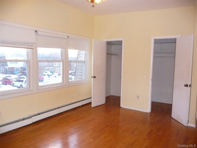 Building Photo - 12 Shelley Ct