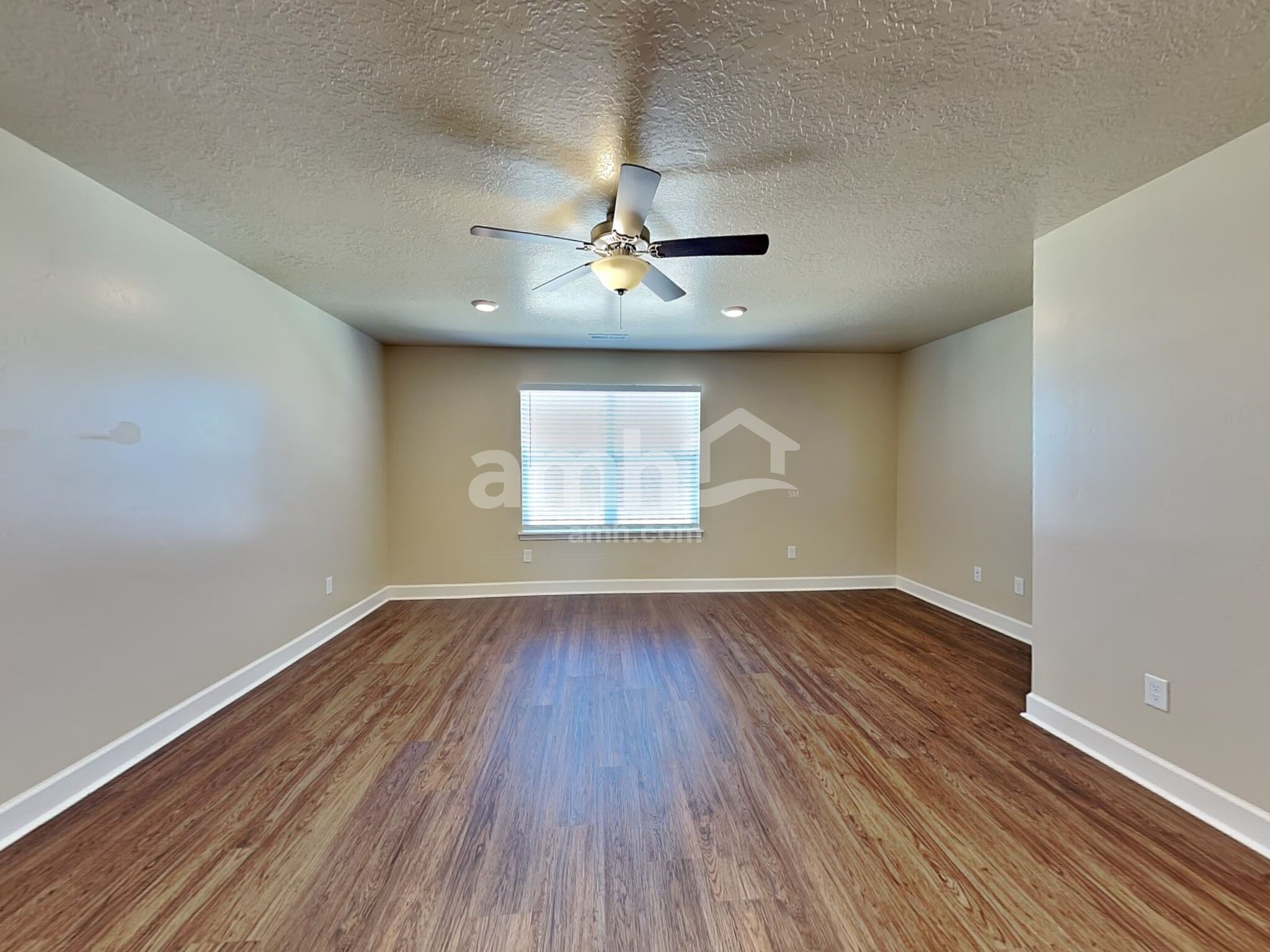 Building Photo - 2293 E Tumbleweed Rd