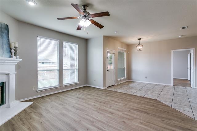 Building Photo - 4621 Lazy Oaks St