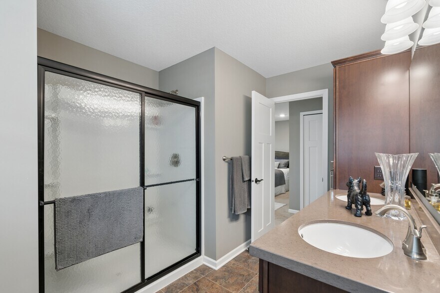 Building Photo - 8957 SW Village Loop