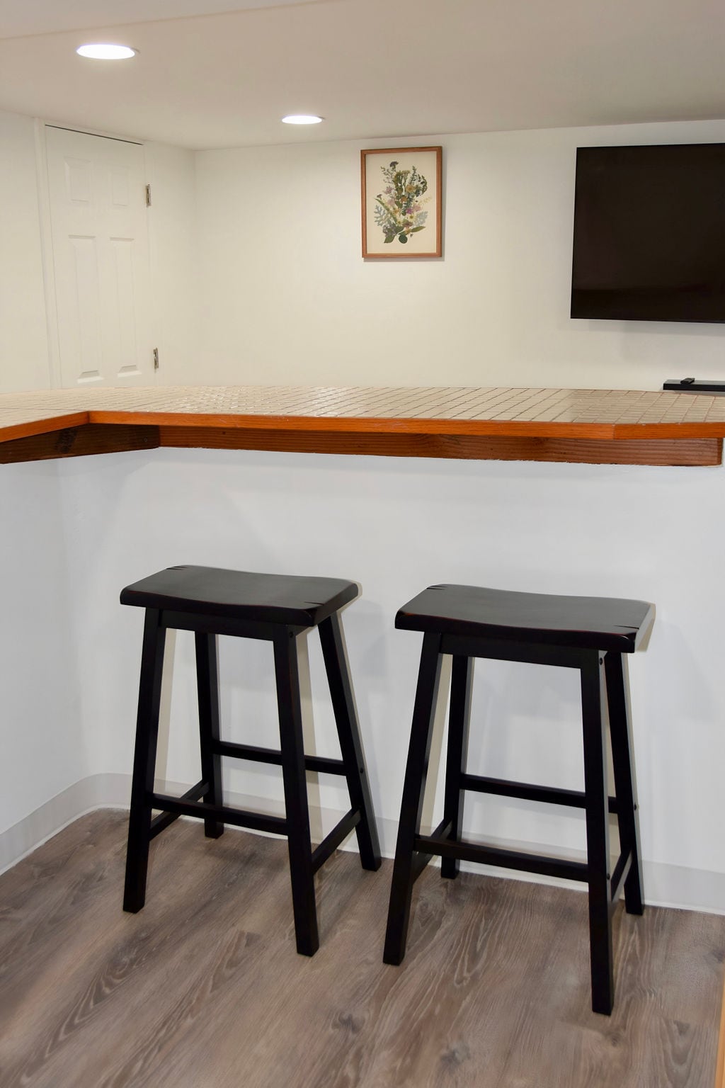 Island - 55 Shadow Grove Ln