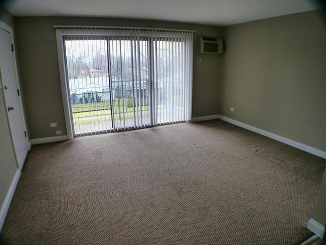 Building Photo - 11937 S Hamlin Ave