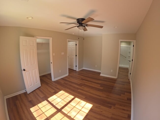 Building Photo - 1011 S Somerville St