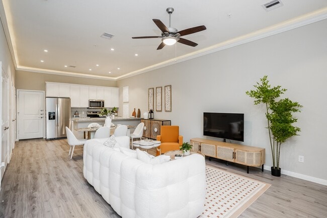 Floorplan - Enclave at Mason Creek