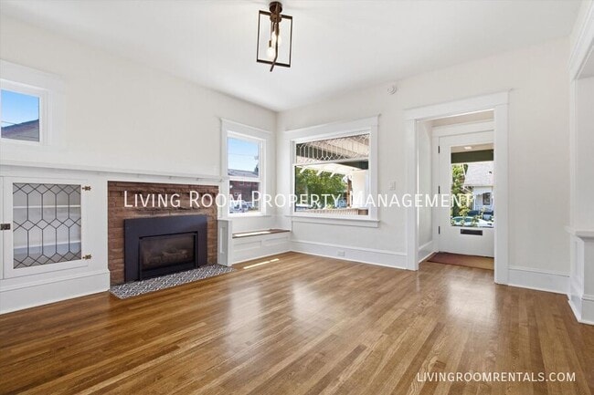 Building Photo - 1740 SE 47th Ave