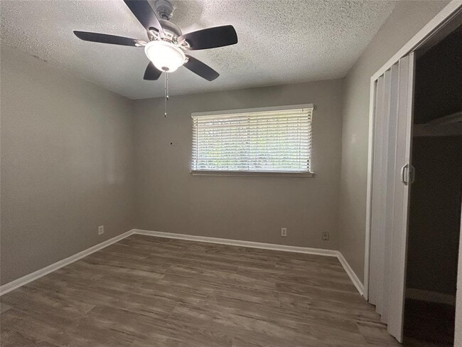 Building Photo - 6505 Arnold Dr