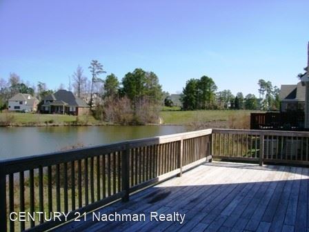 Building Photo - 3 br, 2.5 bath House - 110 Water's Edge Drive