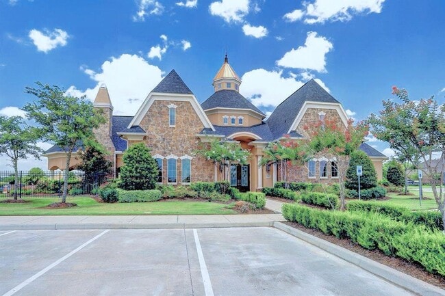 Building Photo - 6034 Prince Pl Dr