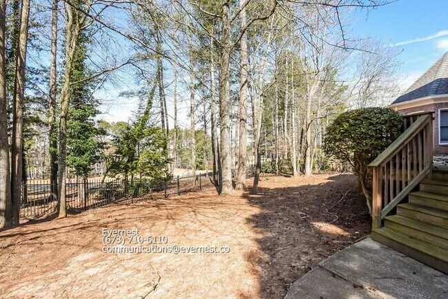 Building Photo - Experience Luxury Living in a Premier Gate...