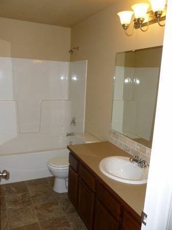 Building Photo - 3 BED TOWNHOME READY SOON!!