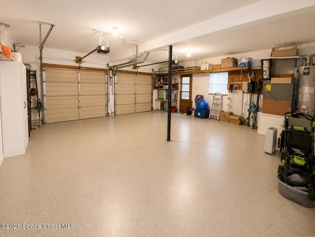 Building Photo - 3080 Royal Oak Dr