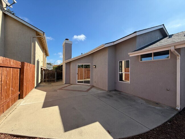 Building Photo - Completely Remodeled Home