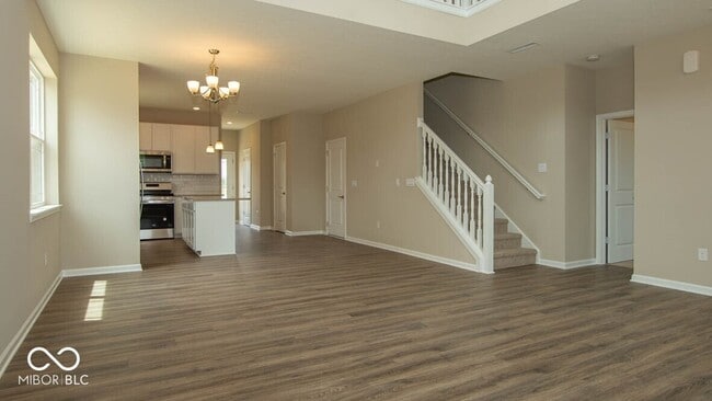 Building Photo - 2840 Maricopa Blvd