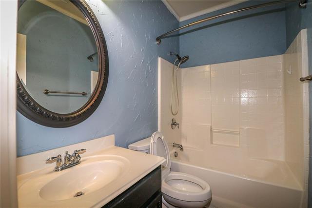 Building Photo - 3509 Beekman Dr