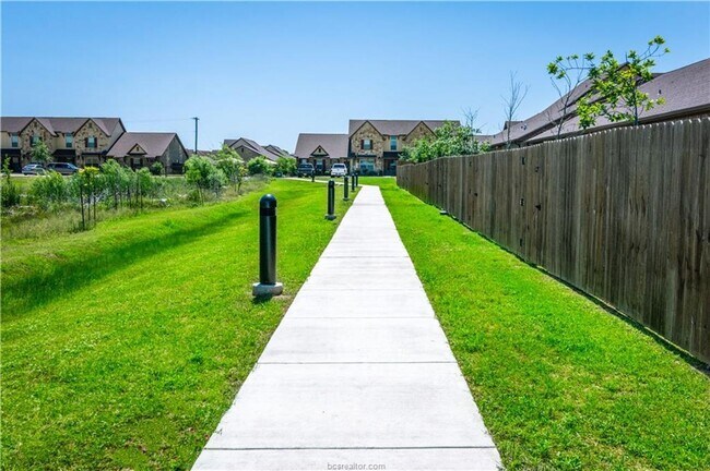 Building Photo - Brand New Barracks Townhome for August 2026 Pre-Lease!