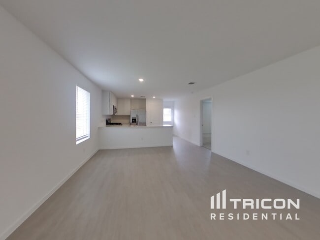 Building Photo - 3009 Dawn Sound Dr