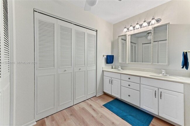 Building Photo - 3540 S Ocean Blvd