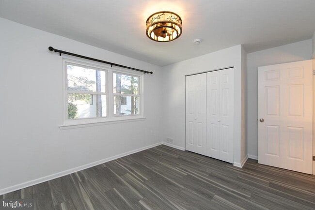 Building Photo - 363 Barton Run Blvd