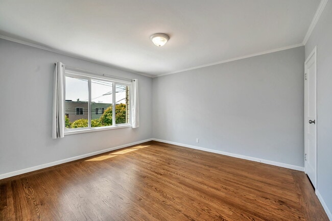 Building Photo - 91 Middlefield Dr