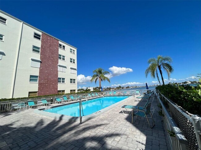 Building Photo - 5555 Gulf Blvd