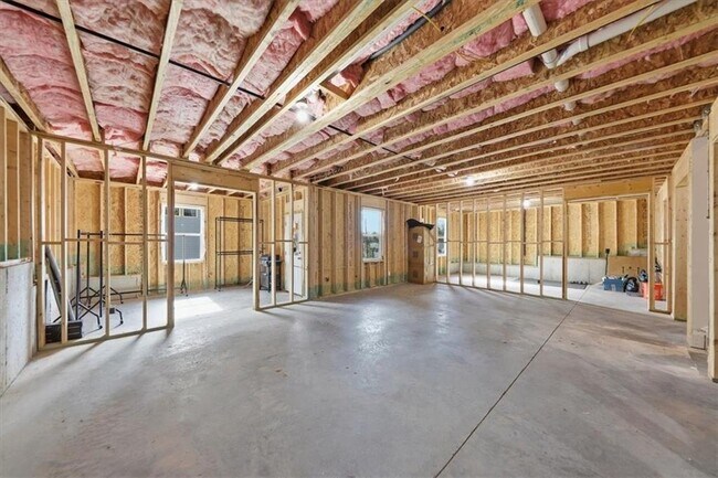 Building Photo - 3939 Alderstone Dr