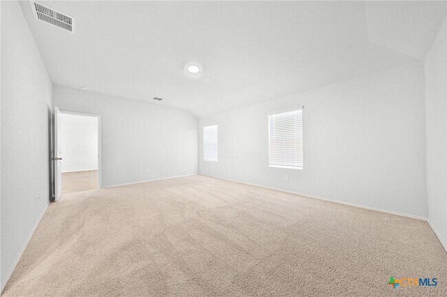 Building Photo - 813 Indigo Wy