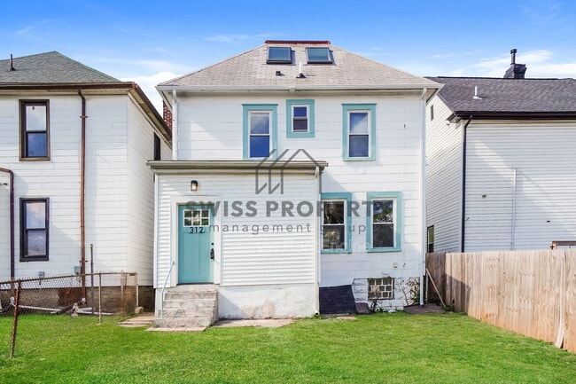 Building Photo - 312 S Central Ave